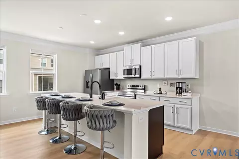 Kitchen - 412 Quiet Breeze Aly, Midlothian, VA 23113 photo 1 of 6