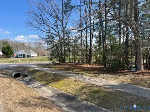 707 Greyledge Blvd, Chesterfield, VA 23836 photo 8
