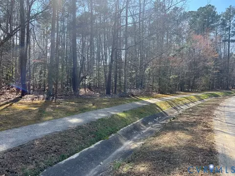 707 Greyledge Blvd, Chesterfield, VA 23836 photo 3