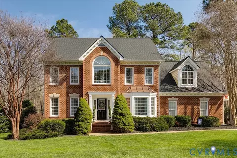 5543 Marsh Light Ln, Moseley, VA 23120