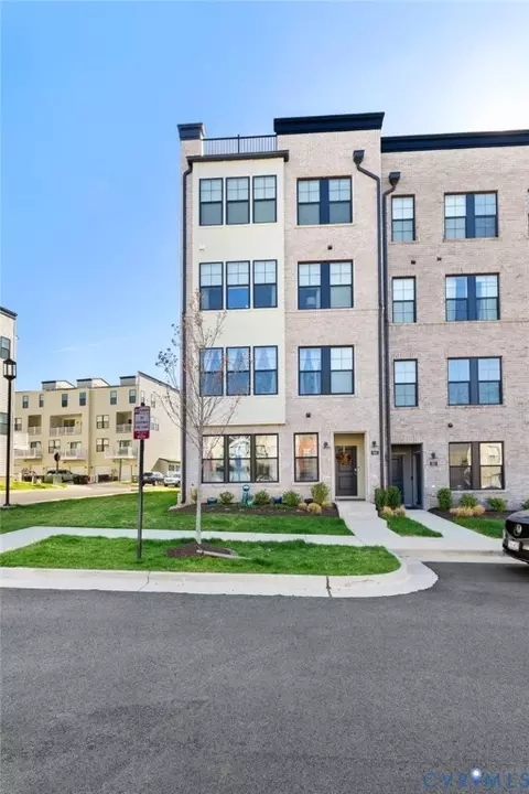 585 Hazel Pl #A, Henrico, VA 23233