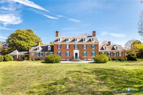 505 Manor House Ln, Cobbs Creek, VA 23035
