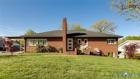 5011 Monument Ave, Richmond, VA 23230