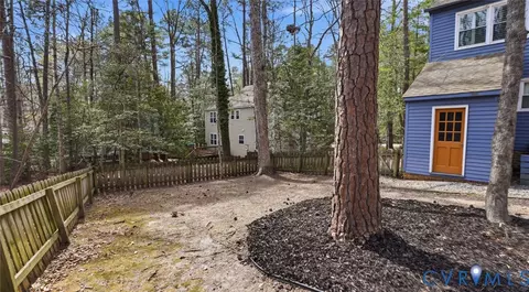 Exterior - 3209 Fox Chase Rd, Midlothian, VA 23112 photo 8 of 25