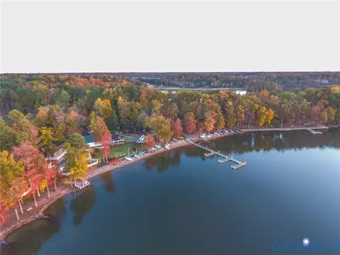 View/Area - 3209 Fox Chase Rd, Midlothian, VA 23112 photo 3 of 12