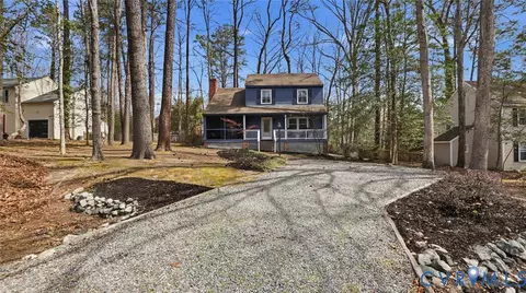 Exterior - 3209 Fox Chase Rd, Midlothian, VA 23112 photo 22 of 25