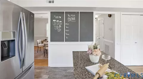 Kitchen - 3209 Fox Chase Rd, Midlothian, VA 23112 photo 5 of 6