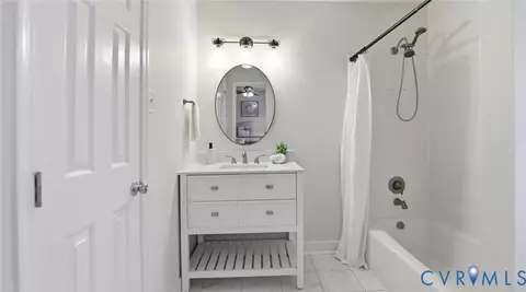 Bath - 3209 Fox Chase Rd, Midlothian, VA 23112 photo 6 of 8
