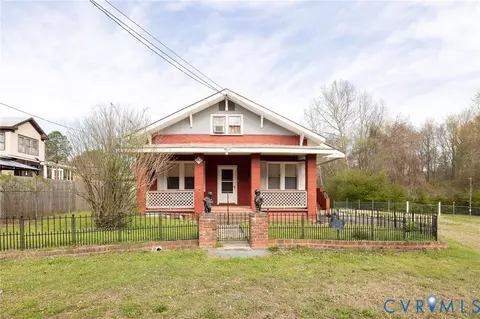 2915 Belmont Ave, Hopewell, VA 23860