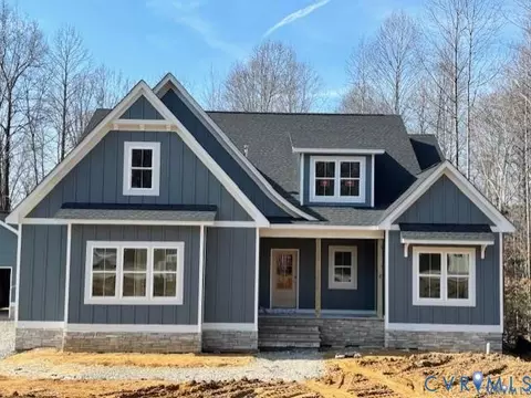 4927 Gooden Trl, Quinton, VA 23141
