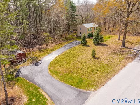 Exterior - 501 Rustic Dr, Carson, VA 23830 photo 2 of 13