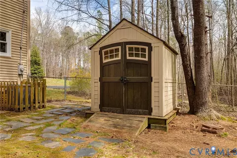 Exterior - 501 Rustic Dr, Carson, VA 23830 photo 11 of 13