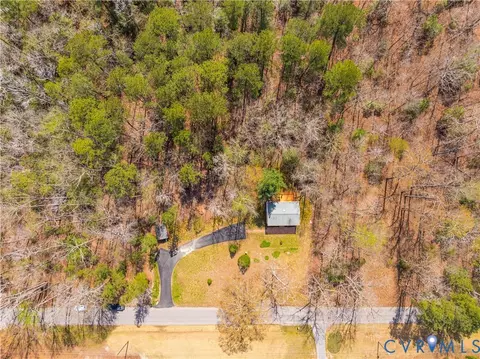 View/Area - 501 Rustic Dr, Carson, VA 23830 photo 6 of 7