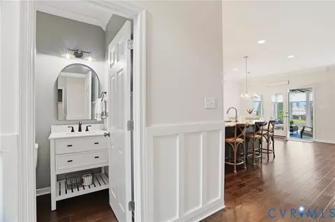 Entry Way - 8907 Lavenham Loop, Midlothian, VA 23112 photo 5 of 8