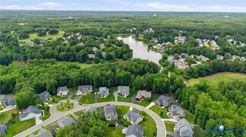 View/Area - 8907 Lavenham Loop, Midlothian, VA 23112 photo 6 of 8