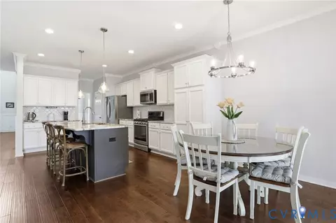 Kitchen - 8907 Lavenham Loop, Midlothian, VA 23112 photo 5 of 5