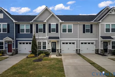 7246 Peyton Randolph Ln, New Kent, VA 23124