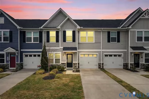 7246 Peyton Randolph Ln, New Kent, VA 23124