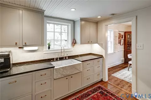 Kitchen - 4213 Patterson Ave, Richmond, VA 23221 photo 4 of 4