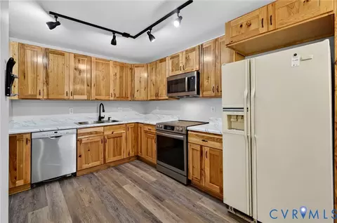 4725 E Grey Fox Cir, Gum Spring, VA 23065 photo 10