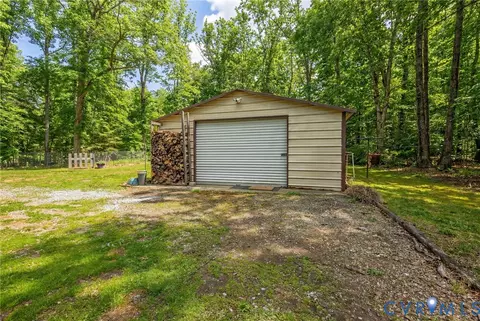 4725 E Grey Fox Cir, Gum Spring, VA 23065 photo 25