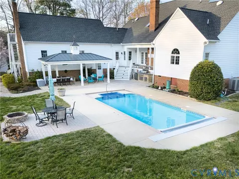 8295 Corbin Braxton Ln, Mechanicsville, VA 23111