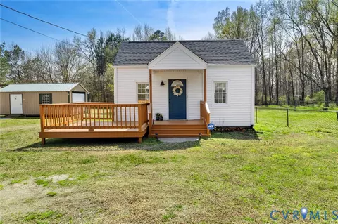 3601 Dupuy Rd, Ettrick, VA 23803