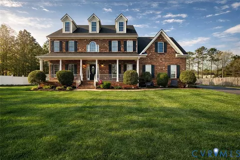 800 Elkington Ct, Chester, VA 23836