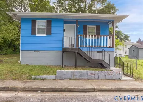 718 Blick St, Petersburg, VA 23803