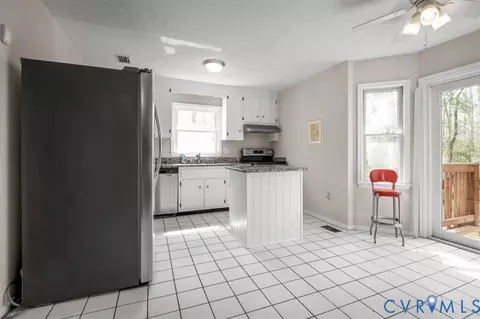 Kitchen - 6924 Velvet Antler Dr, Midlothian, VA 23112 photo 1 of 8