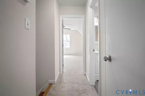 Entry Way - 6924 Velvet Antler Dr, Midlothian, VA 23112 photo 7 of 7