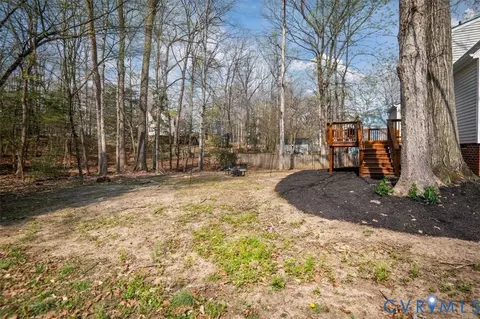 Exterior - 6924 Velvet Antler Dr, Midlothian, VA 23112 photo 3 of 8