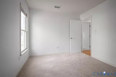 Bedroom - 6924 Velvet Antler Dr, Midlothian, VA 23112 photo 3 of 10