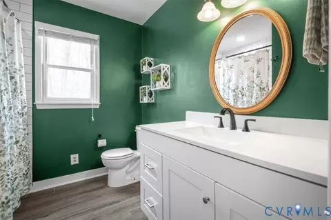 Bath - 6924 Velvet Antler Dr, Midlothian, VA 23112 photo 1 of 5