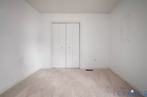Bedroom - 6924 Velvet Antler Dr, Midlothian, VA 23112 photo 2 of 10