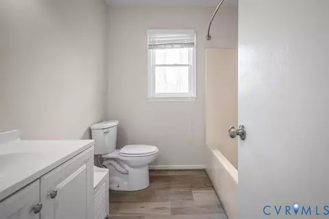 Bath - 6924 Velvet Antler Dr, Midlothian, VA 23112 photo 5 of 5