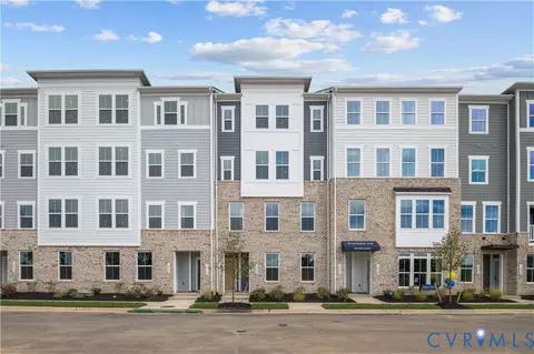 2830 Calgary Ln, Chester, VA 23836