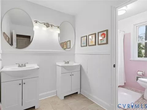 Bath - 8425 Michael Rd, Henrico, VA 23229 photo 3 of 3