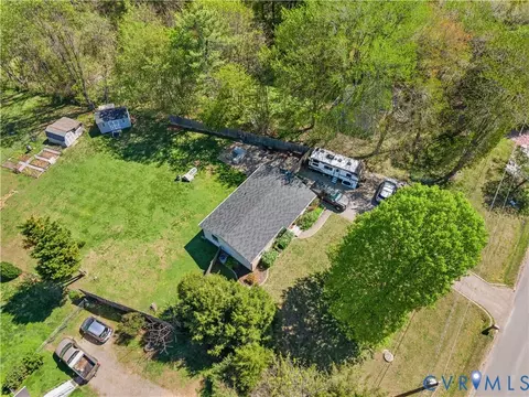 View/Area - 2980 Three Chopt Rd, Gum Spring, VA 23065 photo 4 of 6