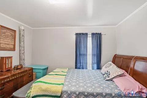 Bedroom - 107 Patrick Henry Dr, Louisa, VA 23093 photo 1 of 6