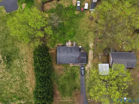 View/Area - 107 Patrick Henry Dr, Louisa, VA 23093 photo 1 of 8