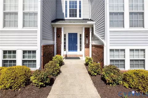10217 Wolfe Manor Ct #402, Glen Allen, VA 23060