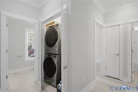 Entry Way - 514 Pollock St, Richmond, VA 23222 photo 4 of 4