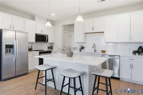 301 Heights Ridge Aly, Midlothian, VA 23113