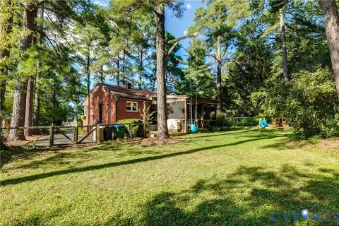 Exterior - 6207 Winter Rd, Richmond, VA 23225 photo 11 of 14