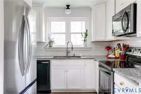 Kitchen - 6207 Winter Rd, Richmond, VA 23225 photo 5 of 5