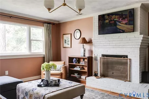 Living - 6207 Winter Rd, Richmond, VA 23225 photo 4 of 5