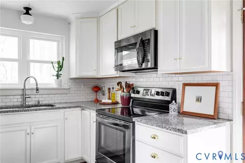 Kitchen - 6207 Winter Rd, Richmond, VA 23225 photo 3 of 5