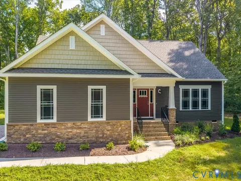 1146 Clayton Rd, Powhatan, VA 23139