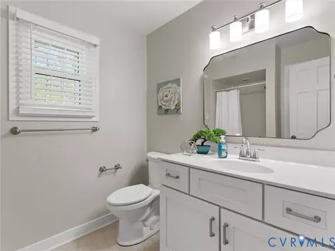 Bath - 13402 Poplar Grove Pl, Midlothian, VA 23112 photo 2 of 3